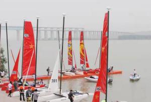 競帆黃河！首屆三門峽“黃河船奇”帆船公開賽起航