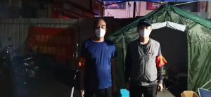 市文旅集團(tuán)一線戰(zhàn)“疫”之：黨旗飄揚(yáng)在門外，黨旗扎根在心里，53歲和35歲黨員成絕佳搭檔