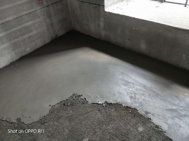 1找平用干漿做壓光面，使地面平整度更好.jpg