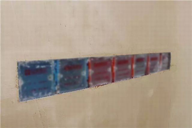 5做黃墻前把底盒保護好，防止東西掉進底盒內(nèi).jpg